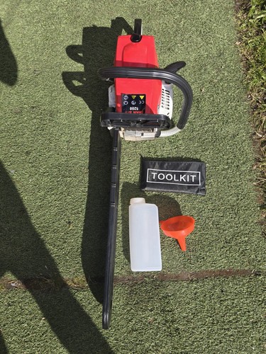 Petrol chainsaw used once only - once,